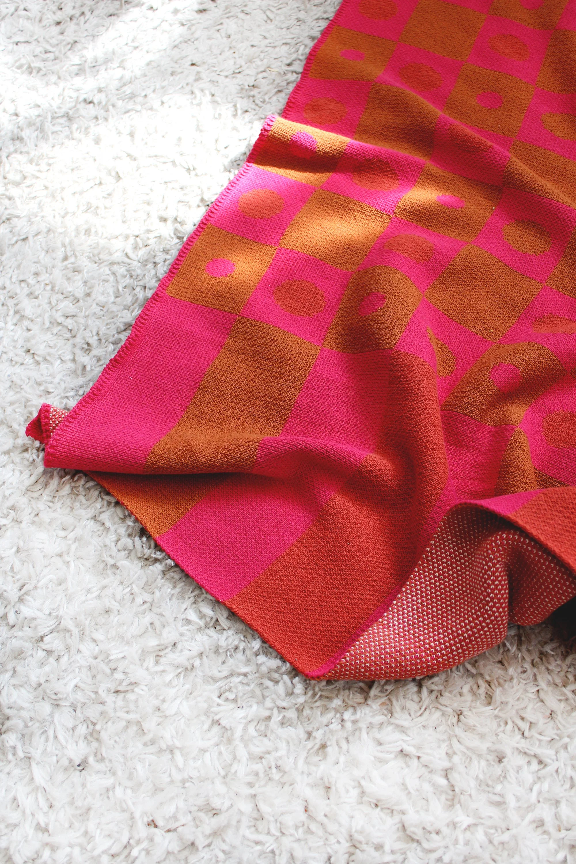 Checkmate Knit Blanket Hot Damn IMG_6880.JPG