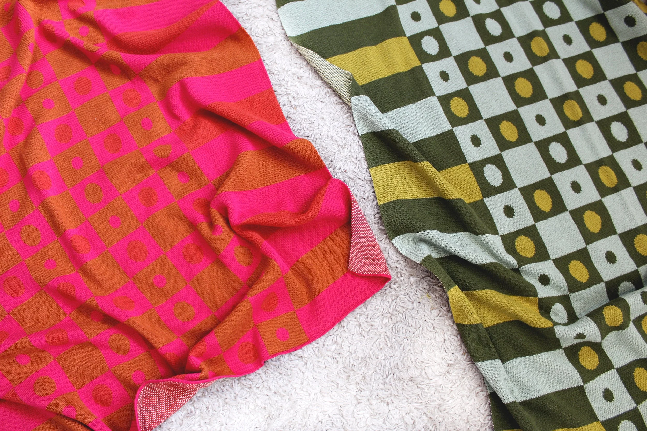 Checkmate Knit Blanket IMG_6885.JPG