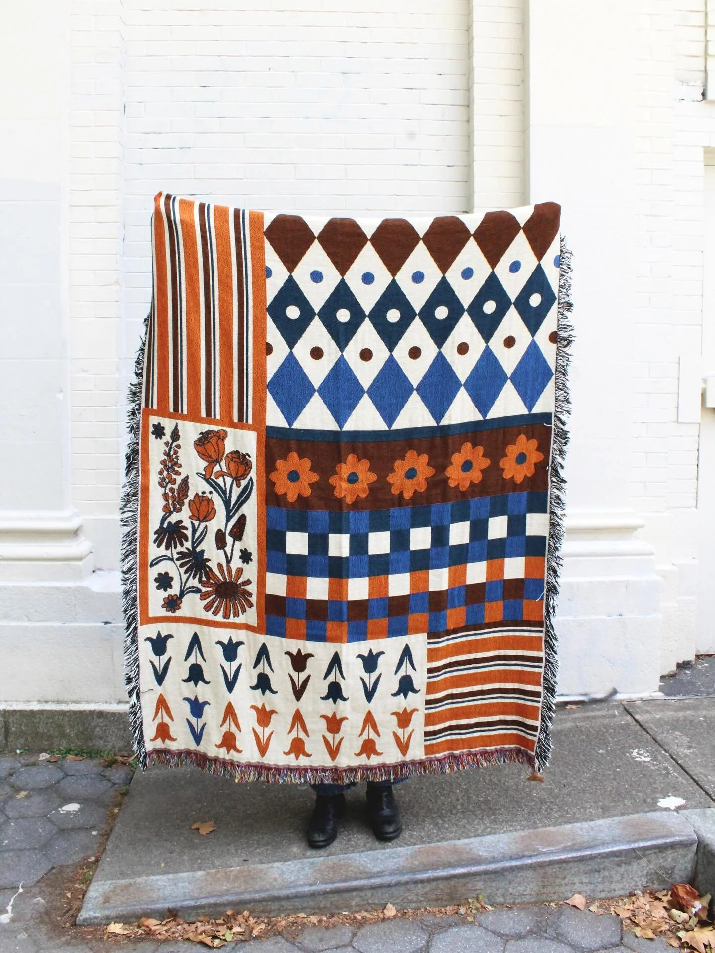 Cozy season. Gifts for you and gifts for them. 💗❤️🧡