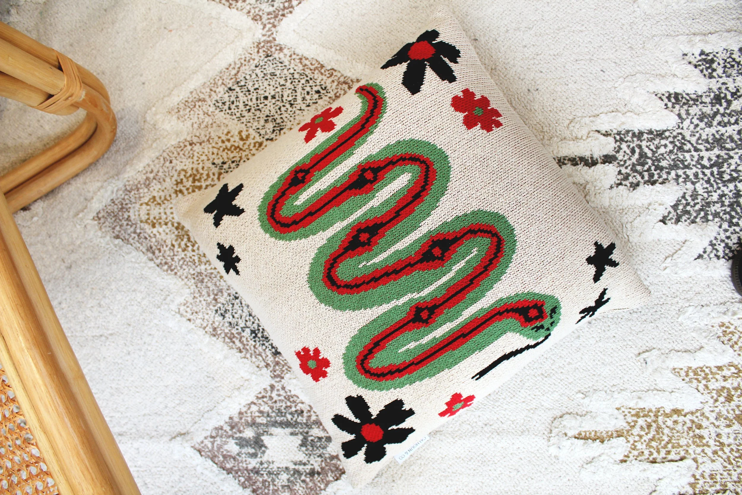 pillow snake IMG_8843.JPG