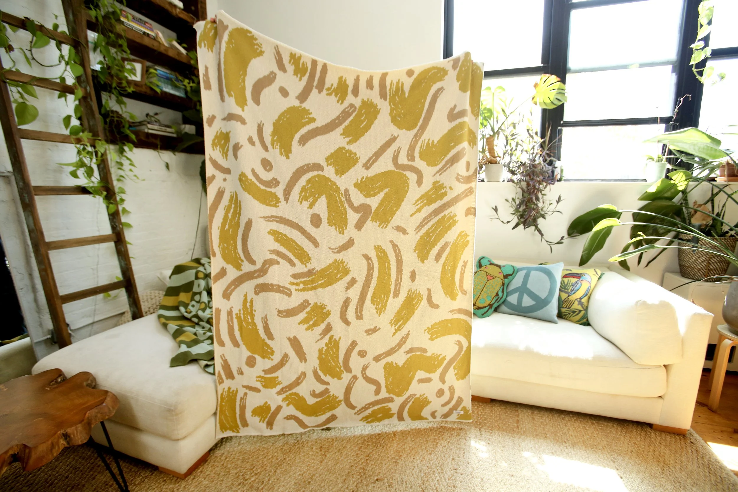 Paint Happy in Lawn Games MGP_3805.JPG