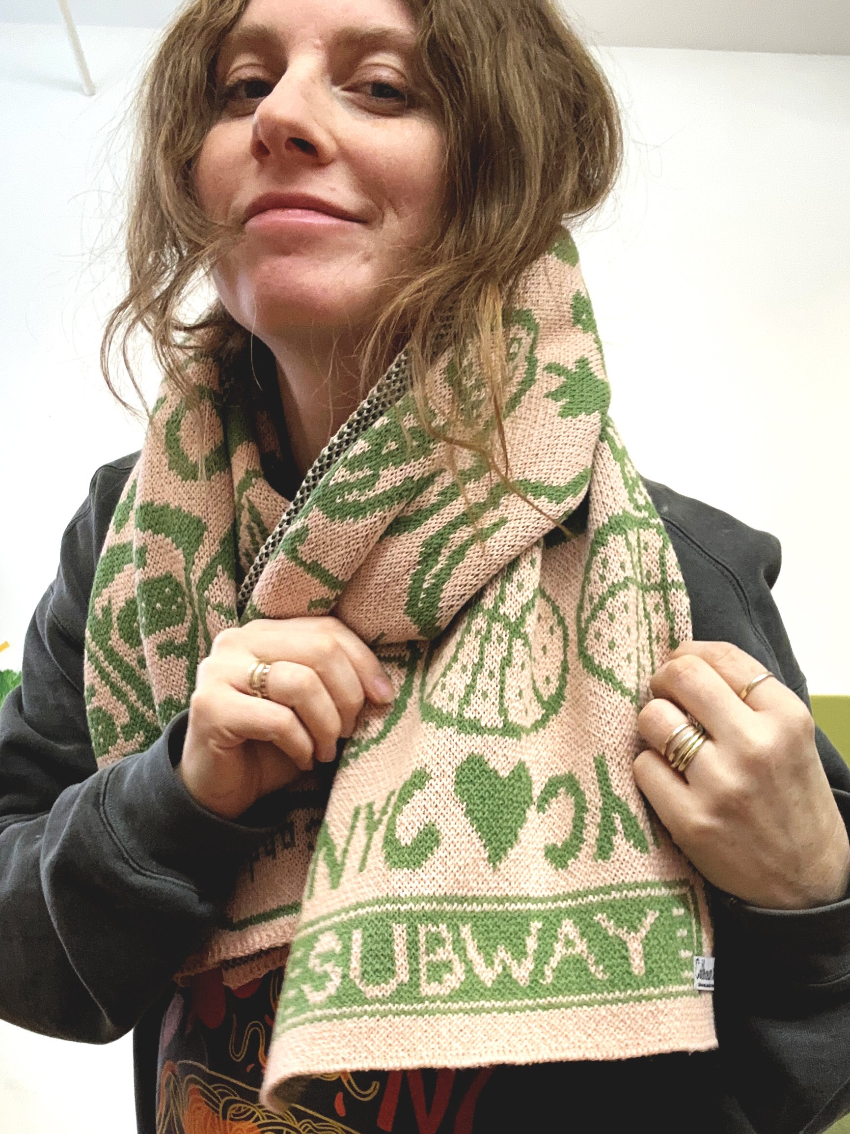 SCARF - nyc everyday things metropolitan ave IMG_4007.JPG