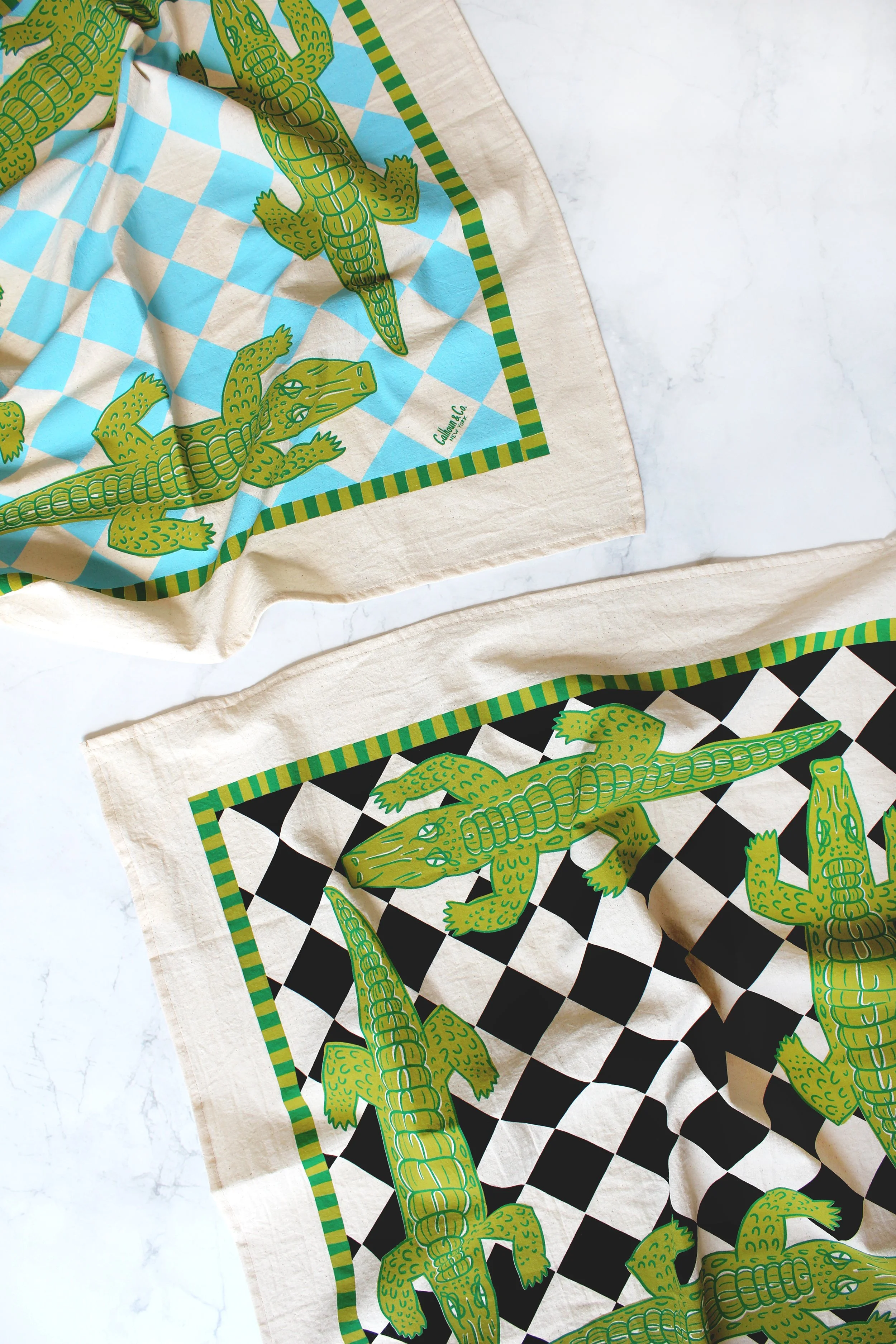 Tea Towel Alligator IMG_7709.JPG