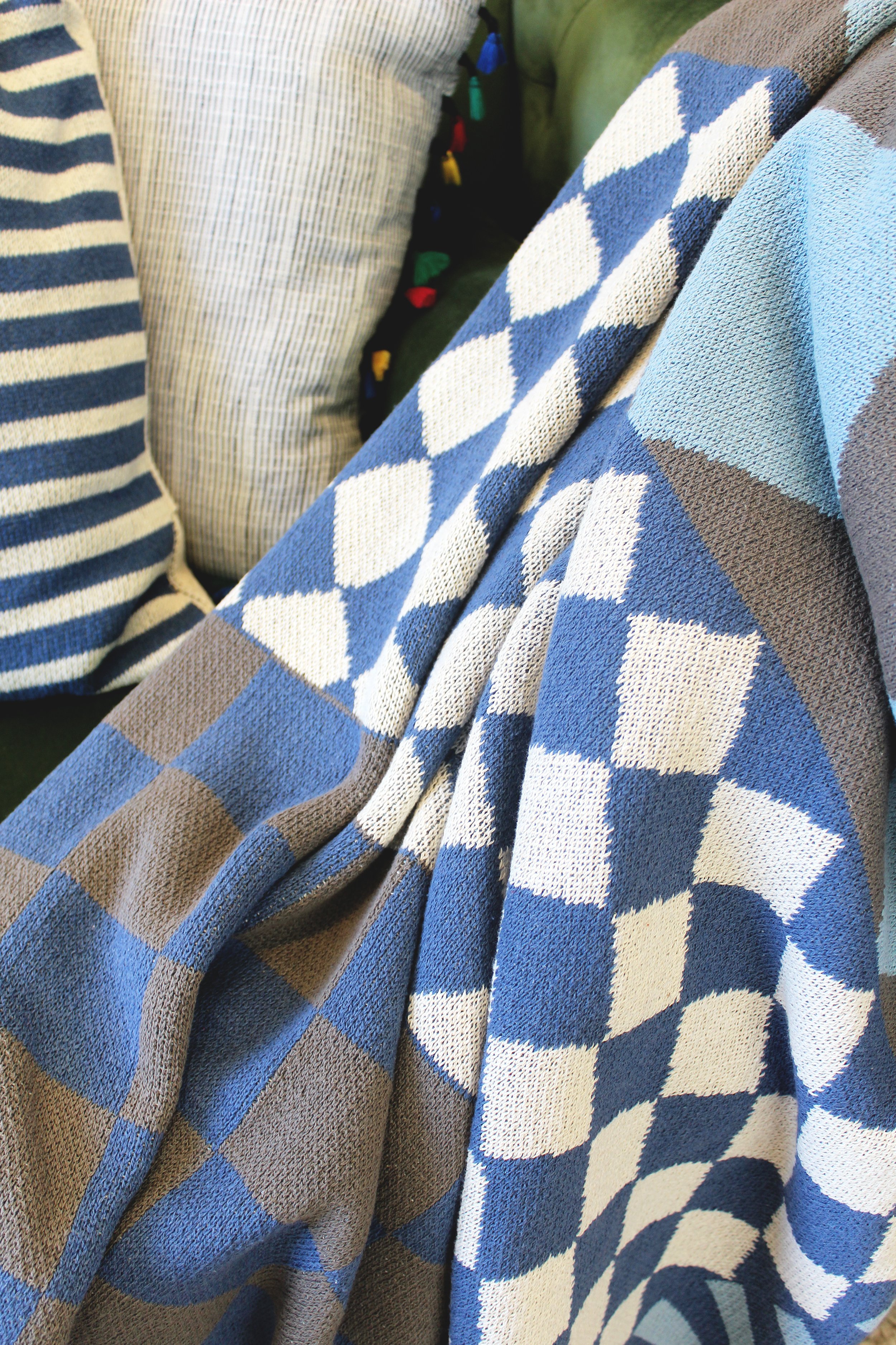 Knit Blanket Diamond Checkerboard - Head Under Water IMG_1859.JPG