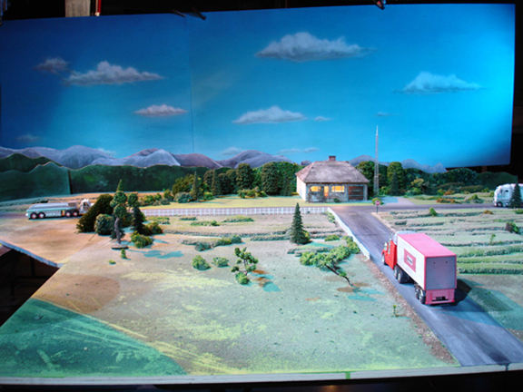 Mini set for comedy crash