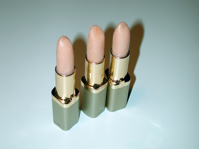 edible lip stick for SNL