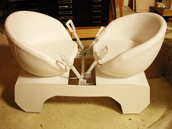 comedy chair with stirrups