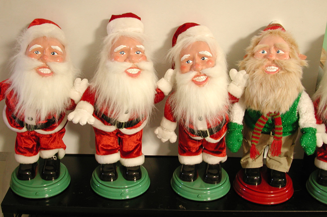 dancing dimented santas