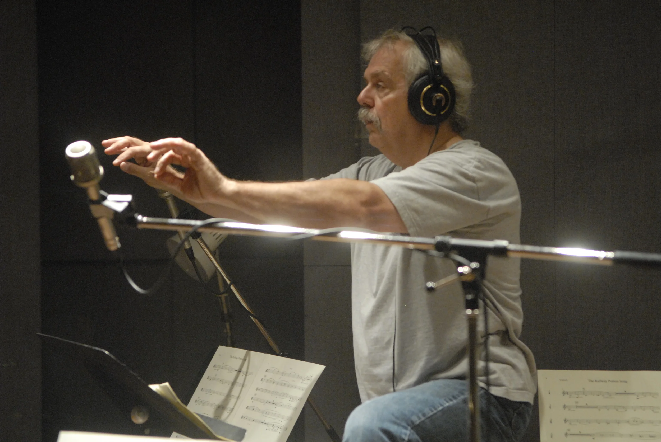 Conductor Tom Szezniak