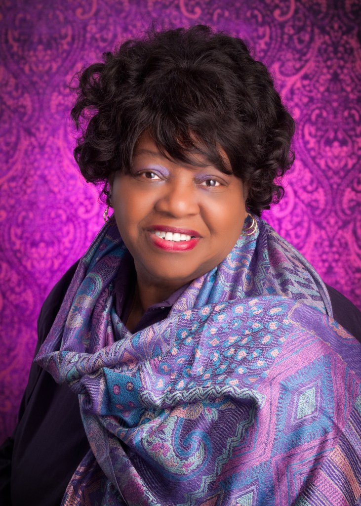 Cheryl Holloway Interviews Guest Author September Williams about Chasing Mercury