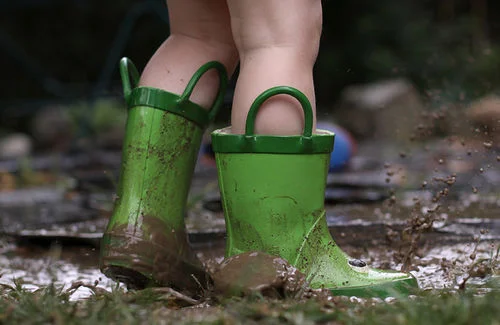 7 TODDLER BEHAVIORS YOU MIGHT FIND REALLY WEIRD BUT ARE TOTALLY NORMAL