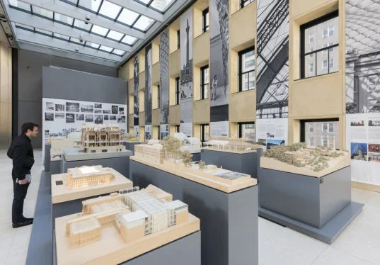 Hearst Tower Celebrates 10th Anniversary with New Foster + Partners Exhibit