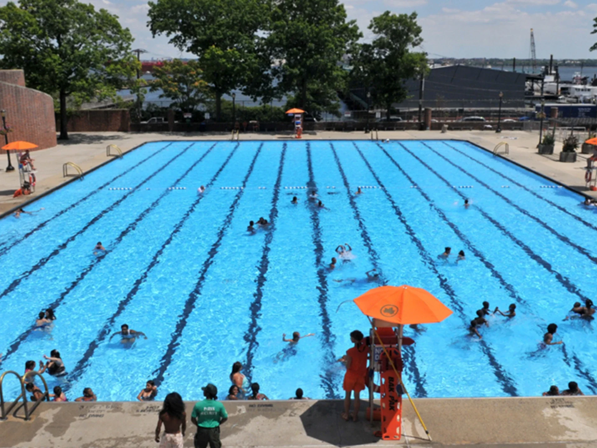 Know the Rules at NYC Pools