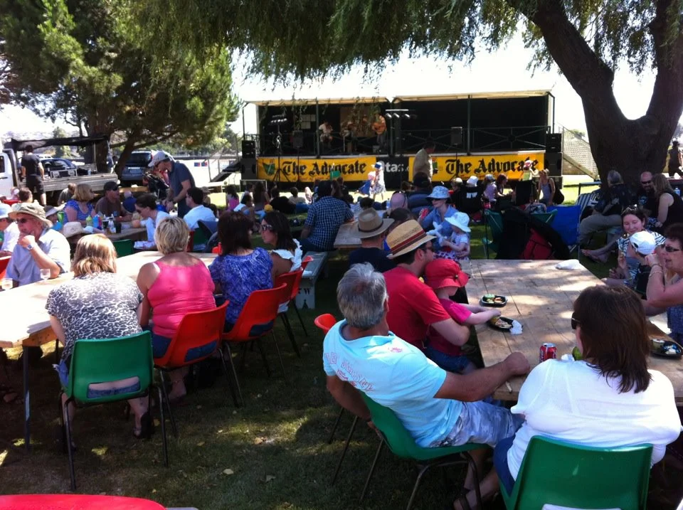 Enjoying the music in the shade, with plenty of food & beverages to chose from