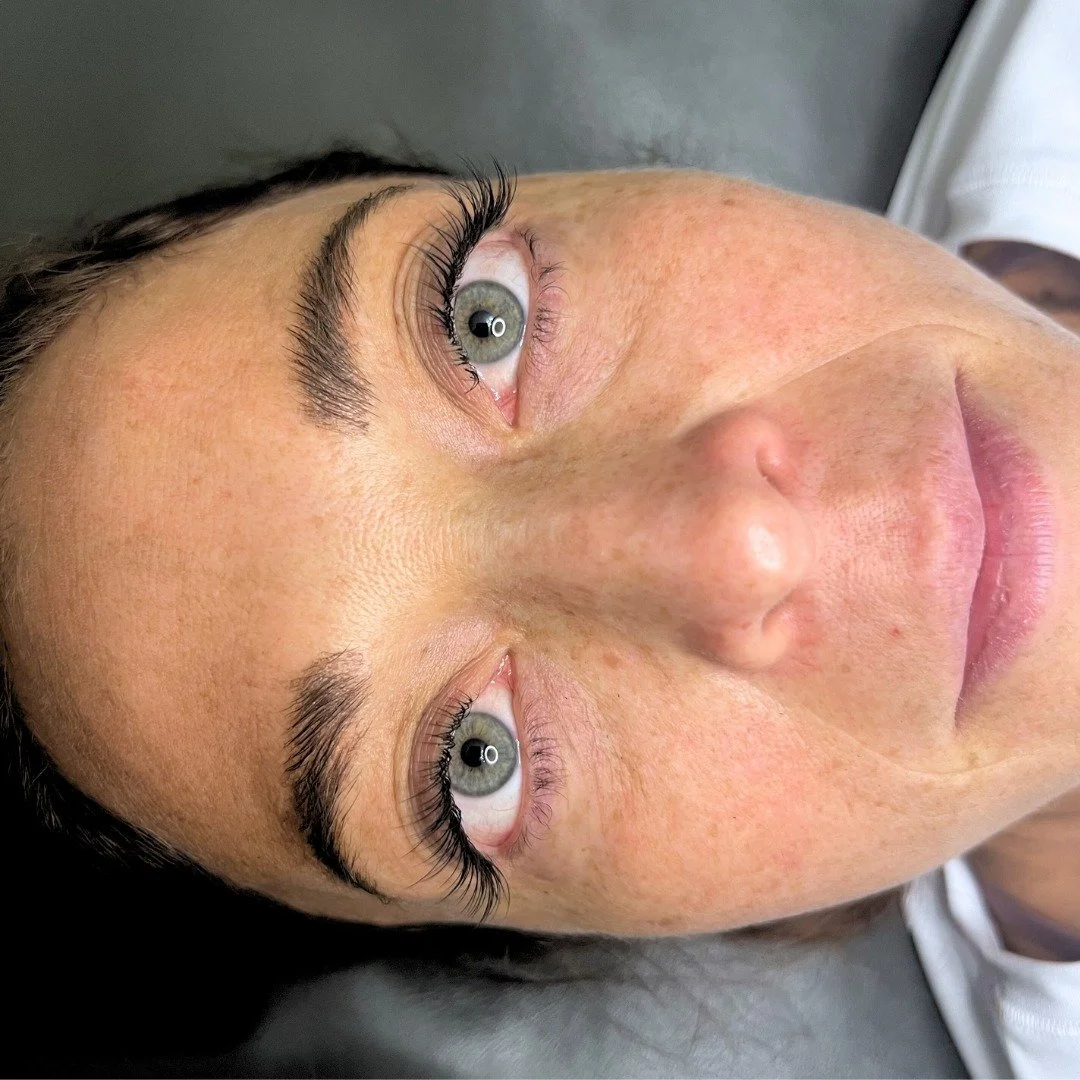 We customize the length, thickness, and curve of your lash extensions to enhance your gorgeous features. This is a Classic 2-Week Fill that we can't get over!

🖤Take 15% off your services totaling $125+ on Black Friday and Small Business Saturday (1