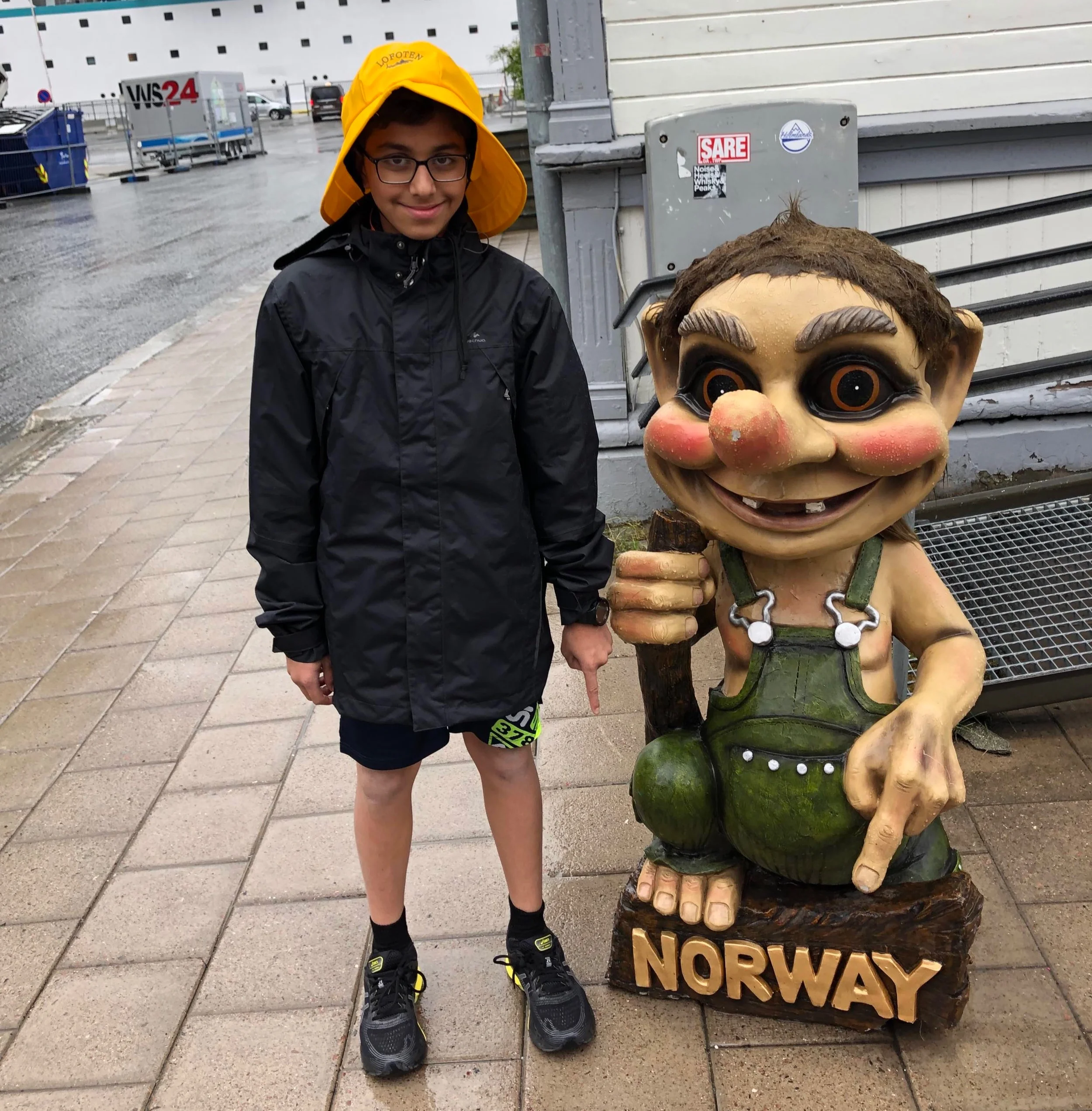 Through running, I’ve been able to teach my kids that life is one big joke. There will be learnings on the way, embrace them. But always remember to have fun. Above is Viren (13), on the way to start of 10kms at Midnight Sun Marathon 2019.