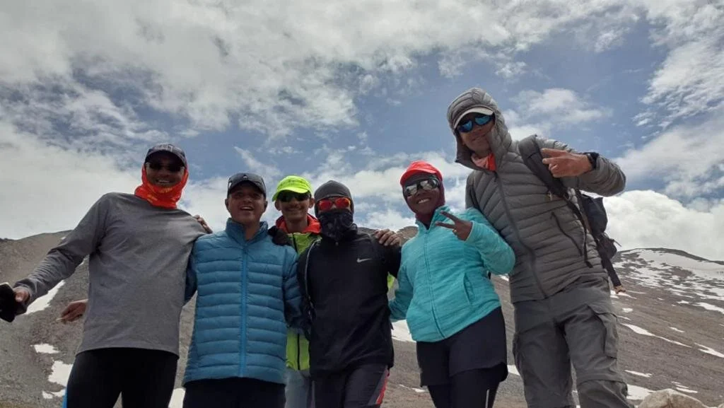 Sameer along with Wari-La gang on Wari-La top