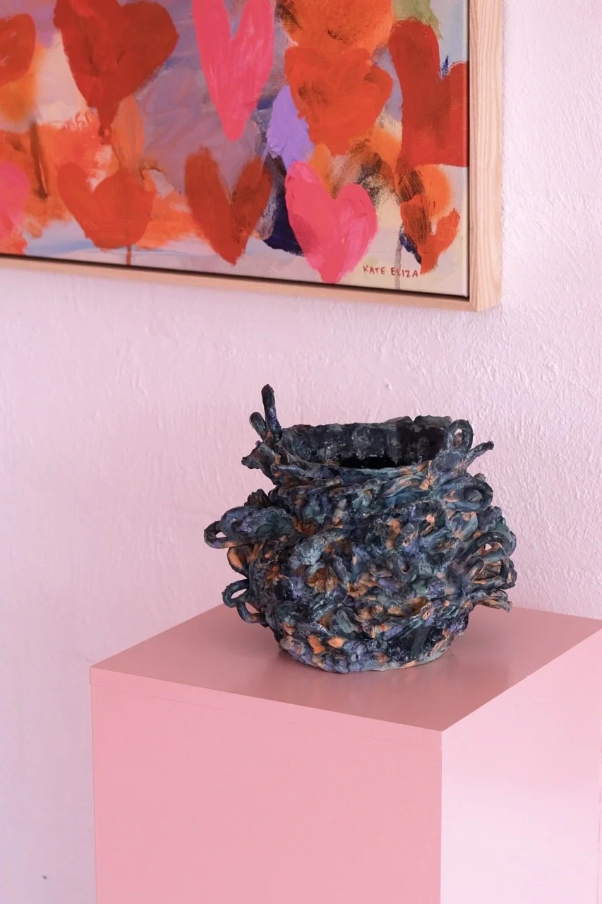 LAUREN BARTON VASE6..jpeg