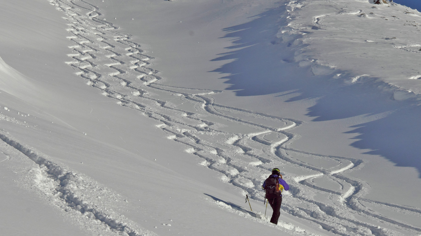 Backcountry skiing Asahi Dake