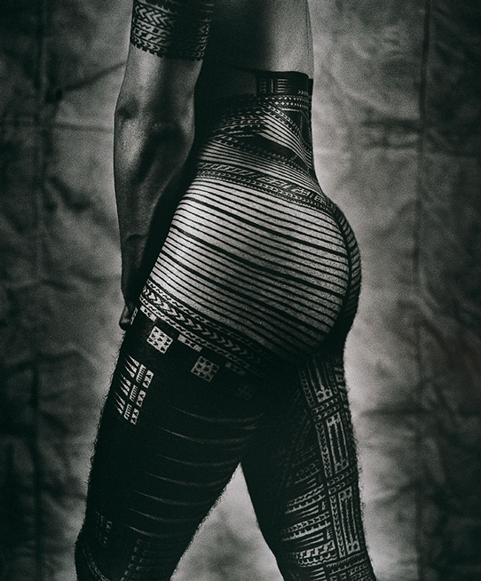Auto Portrait with Pe’a (side)