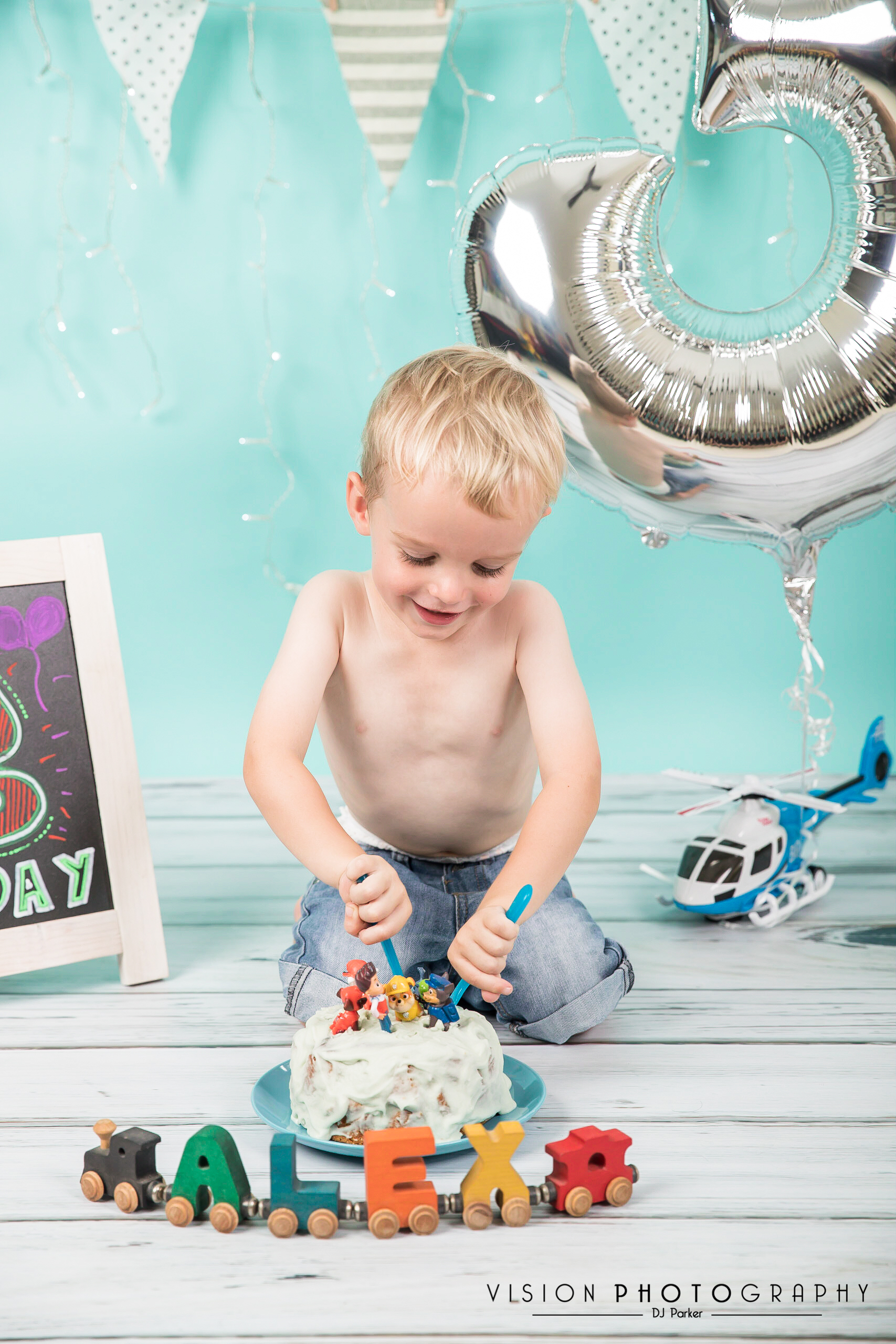 Cake smash home visit