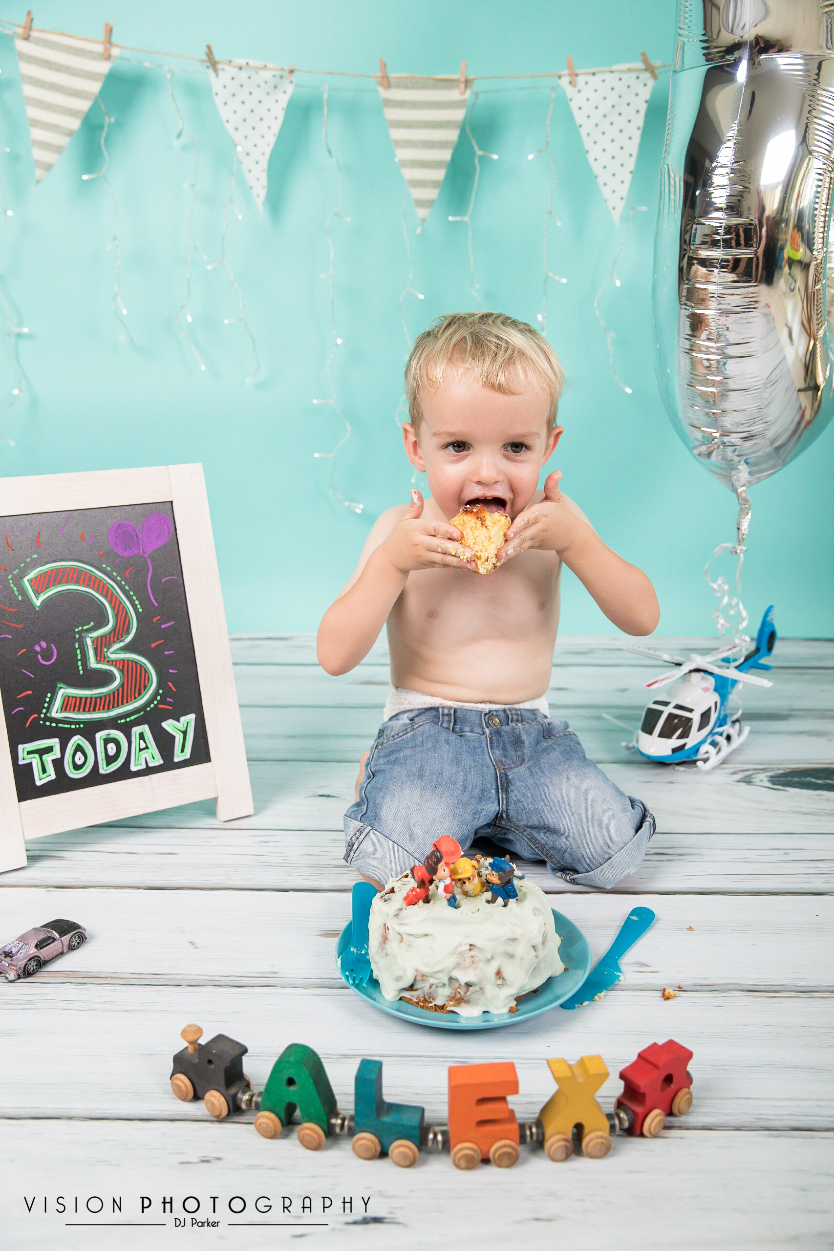 Cake smash home visit