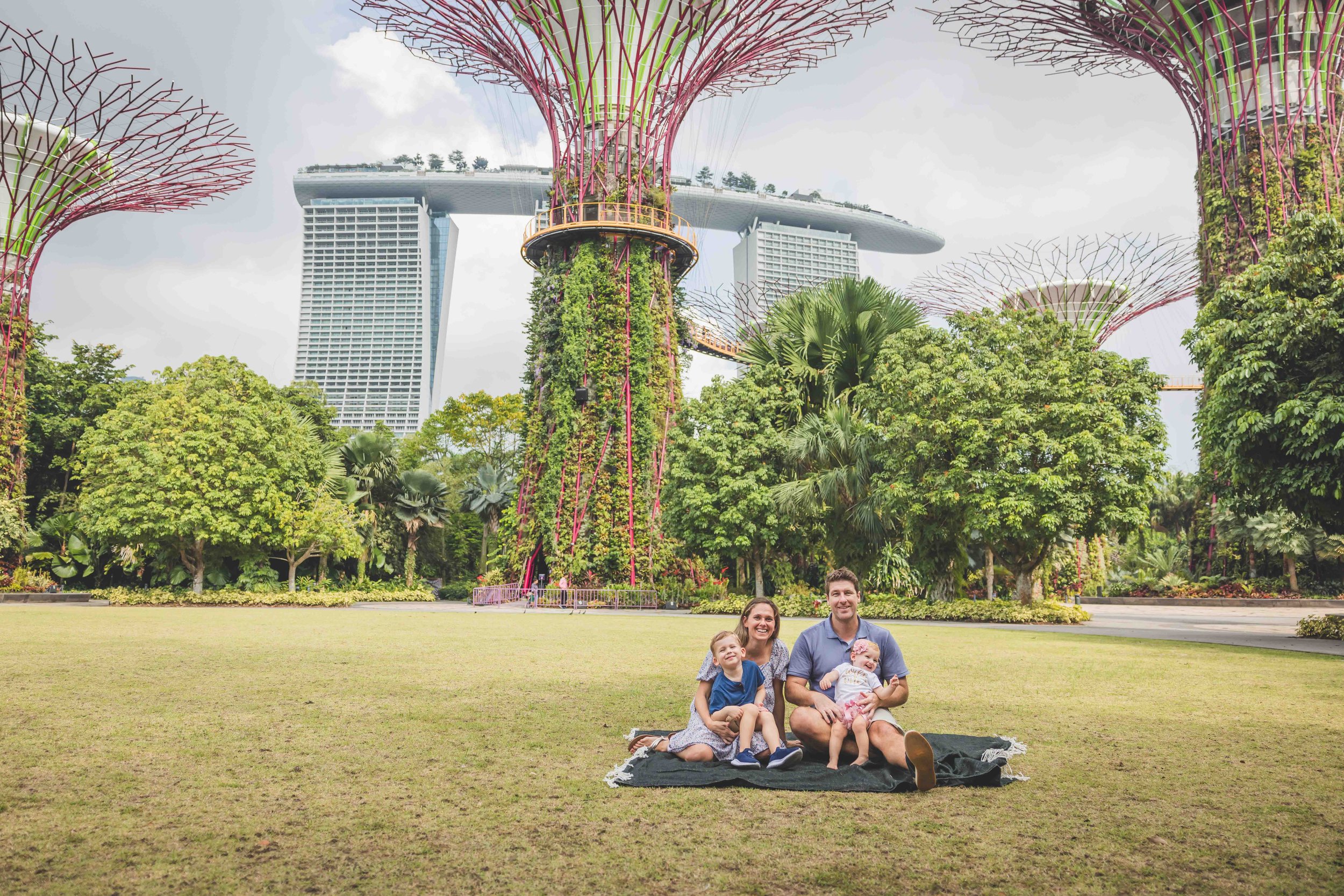 Outdoor family shoot gardens by the bay-1669.jpg