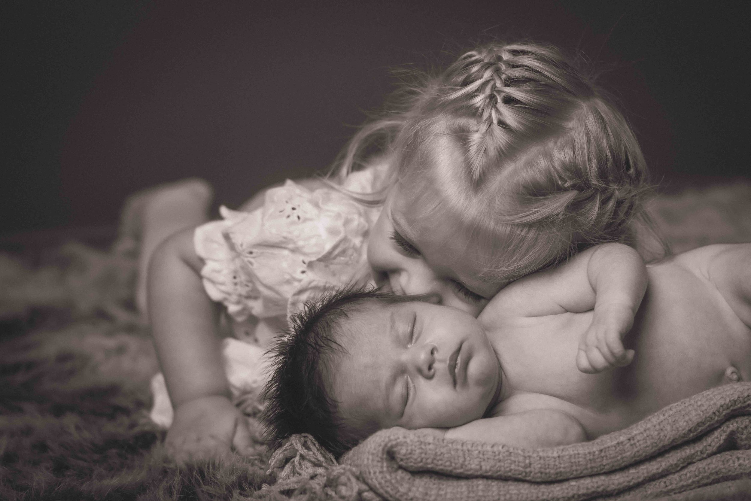 Newborn baby studio shoot-6062.jpg