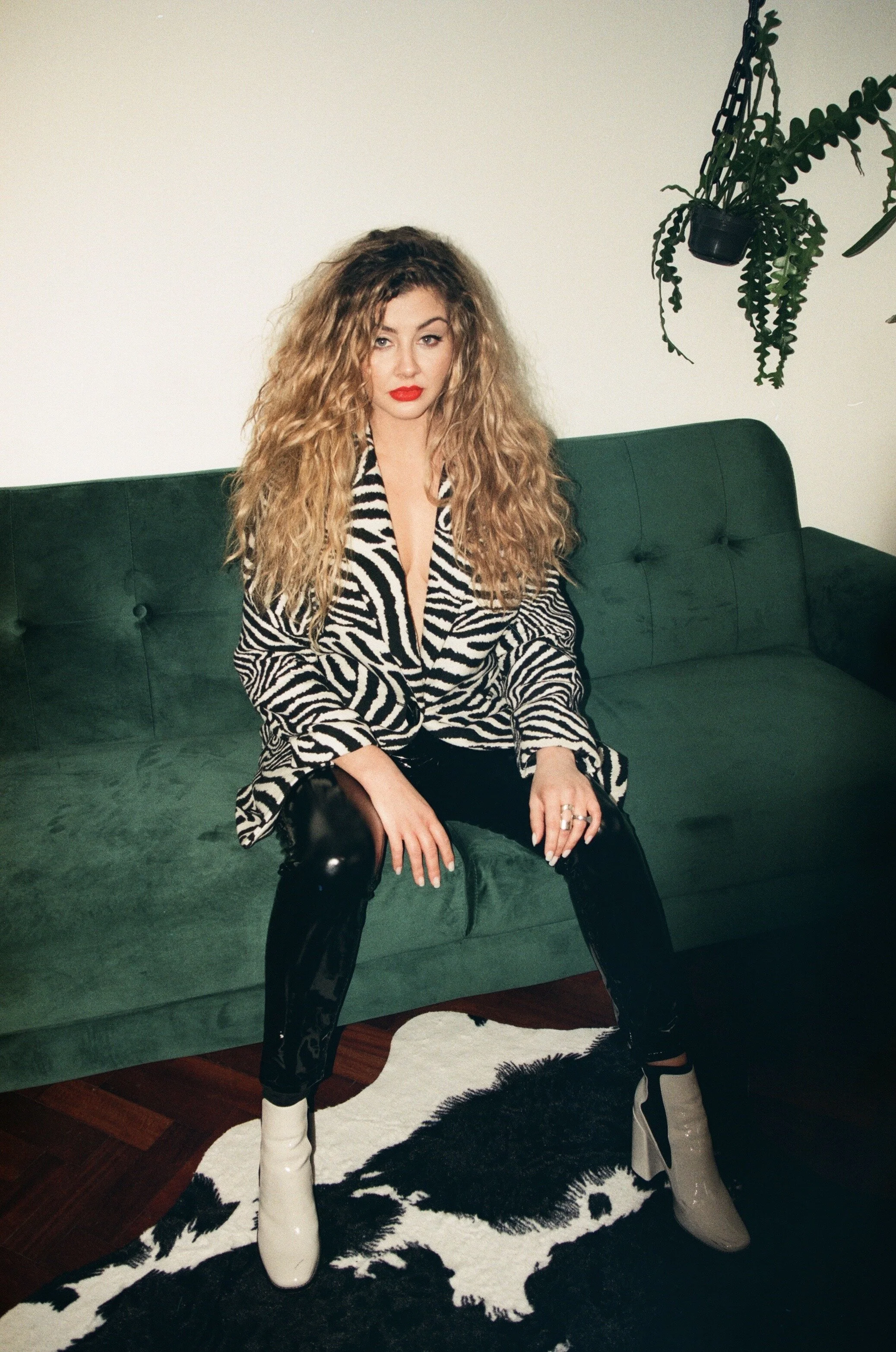 Jessica Wilde releases swinging new single 'Out Of My Ooo'
