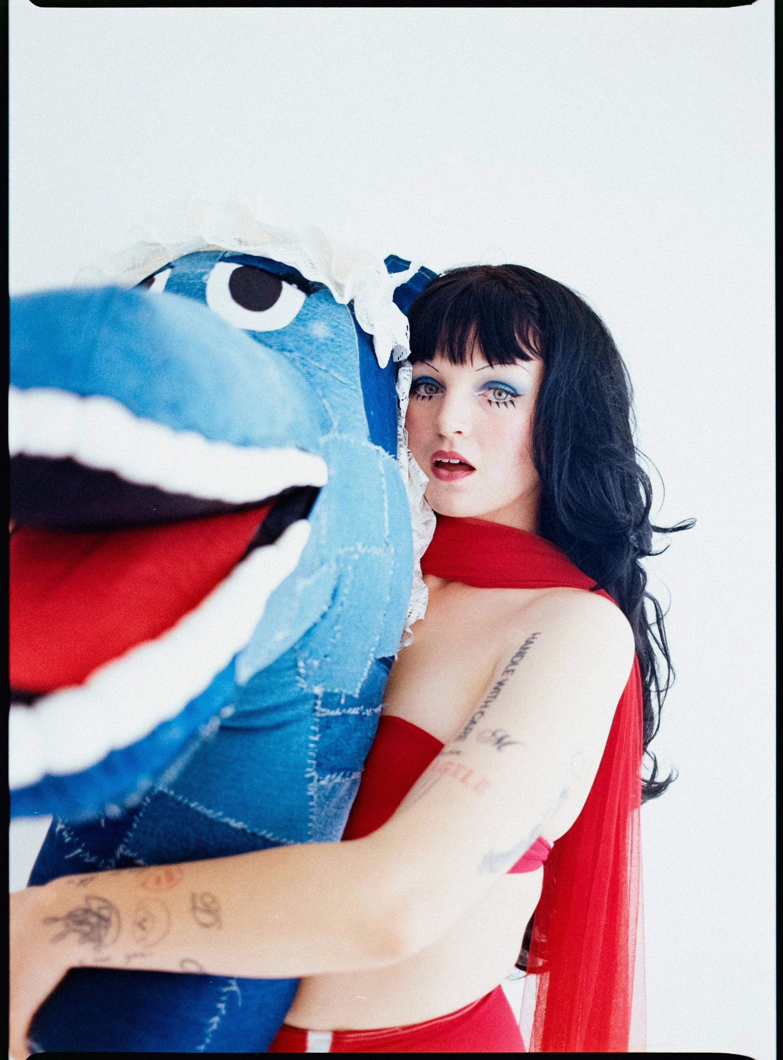 INTERVIEW: Molly Millington on her debut album 'Frank Morgan': "I want to be in the places that really need me, not just the ones where it's fun and brings me praise."