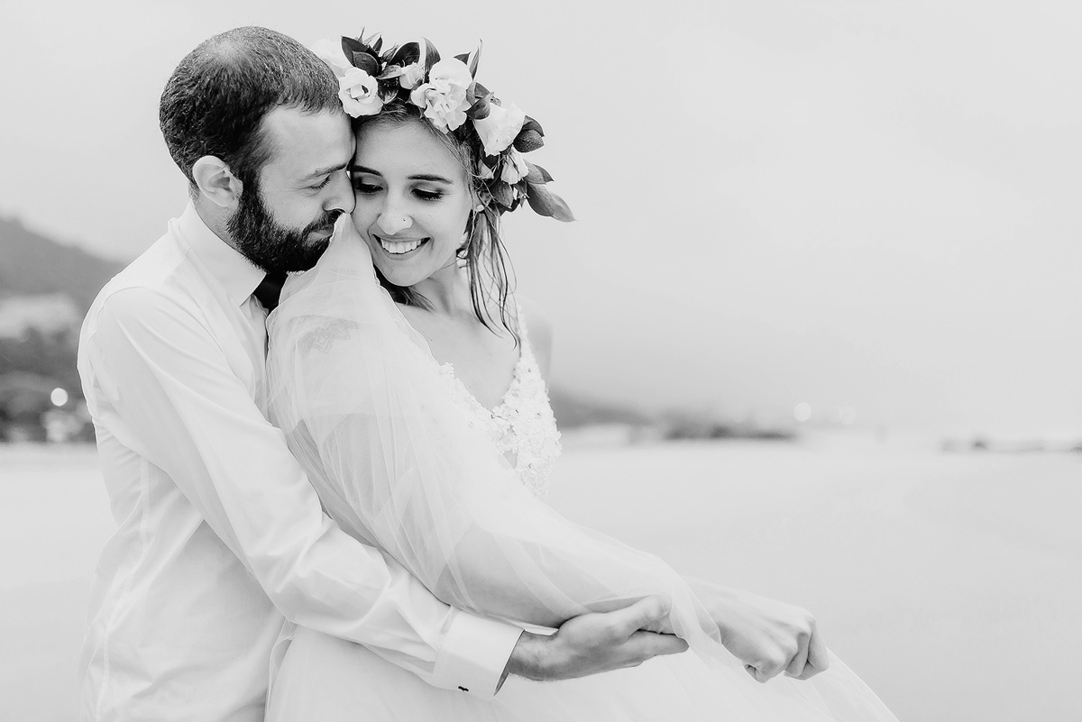 Rainy Beach Wedding - Uwes &amp; Cindy