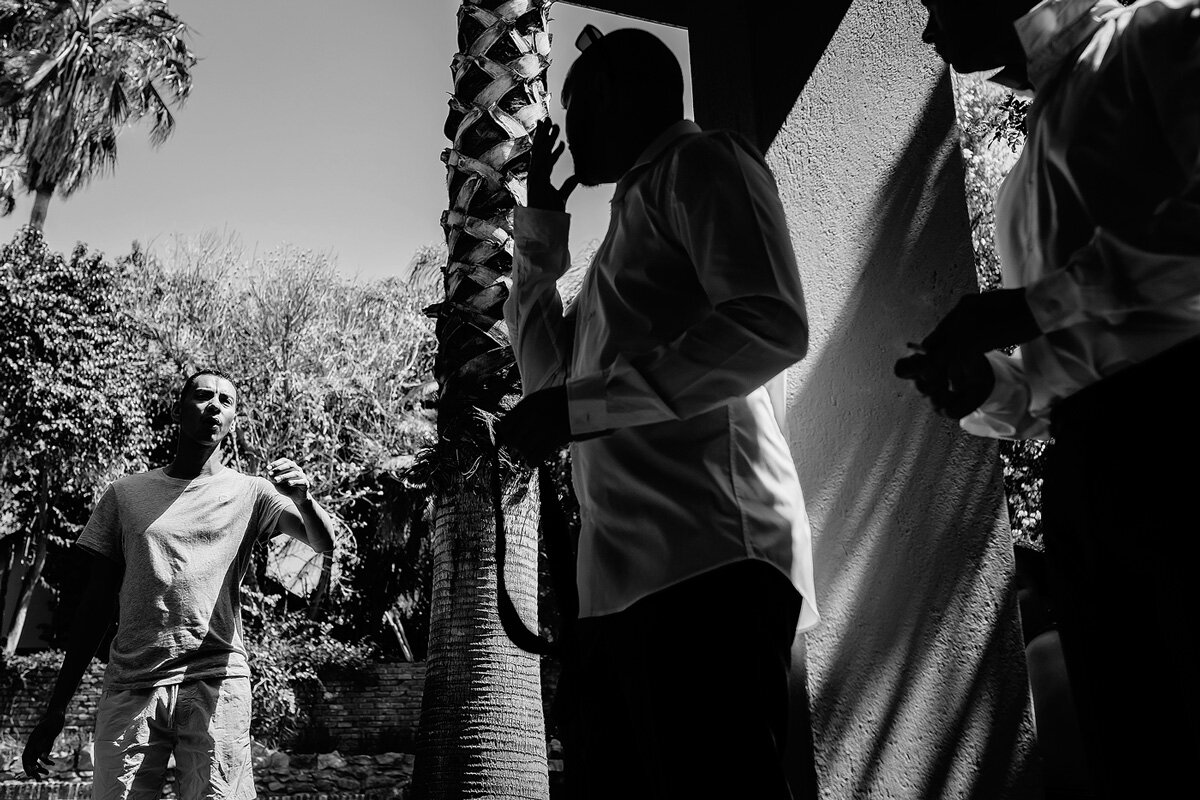Wedding Storytelling image with the groom and groomsmen in Upington, Northern Cape.