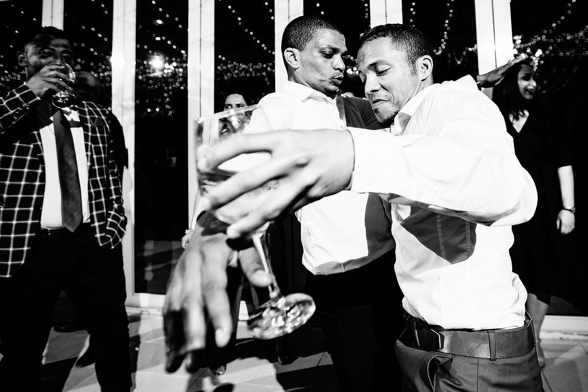 Guests dancing and having fun on the dancefloor during a northern cape wedding.