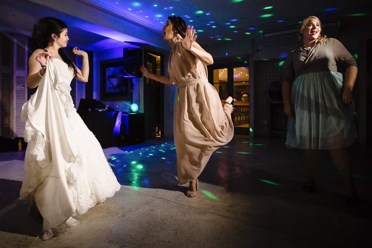 Dancing and Party on the Wedding Dancefloor in Knysna.