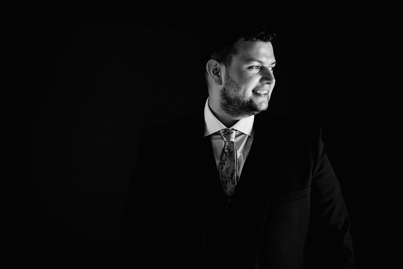 Indoor Groom  Portraits with  hard light.