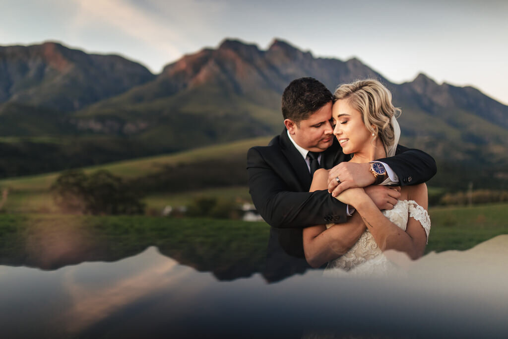 Intimate Bride and Groom Photos