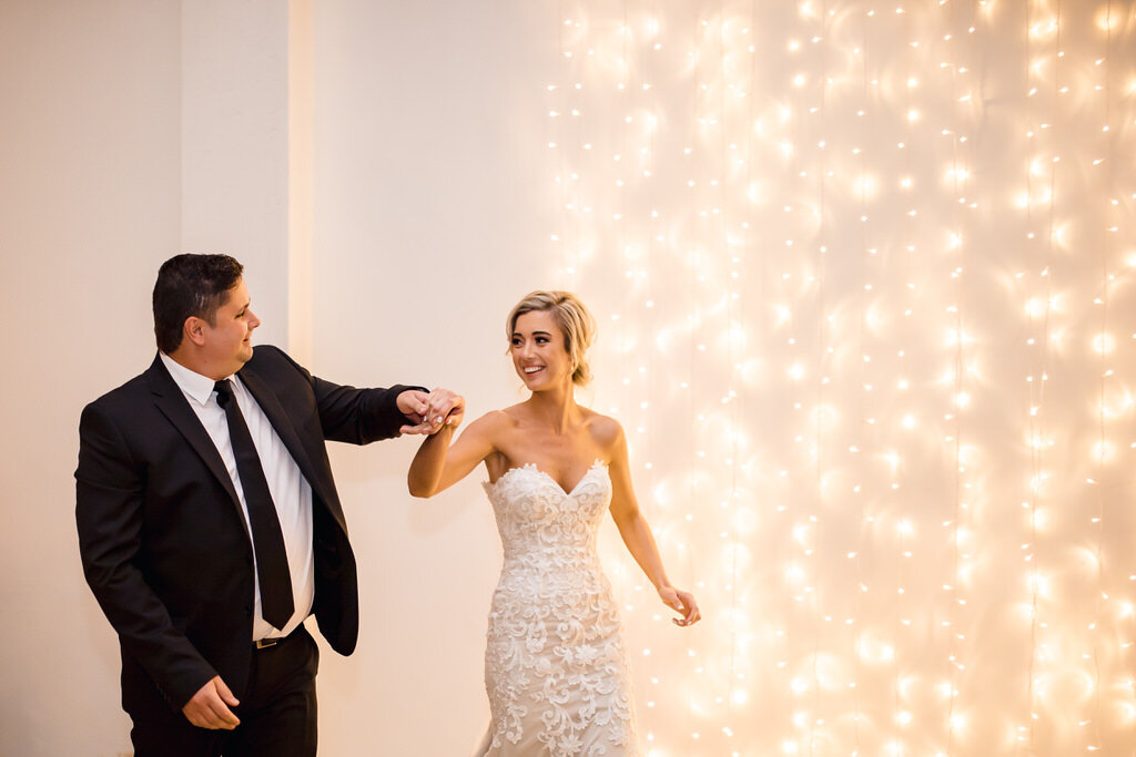 Wedding Couple first dance