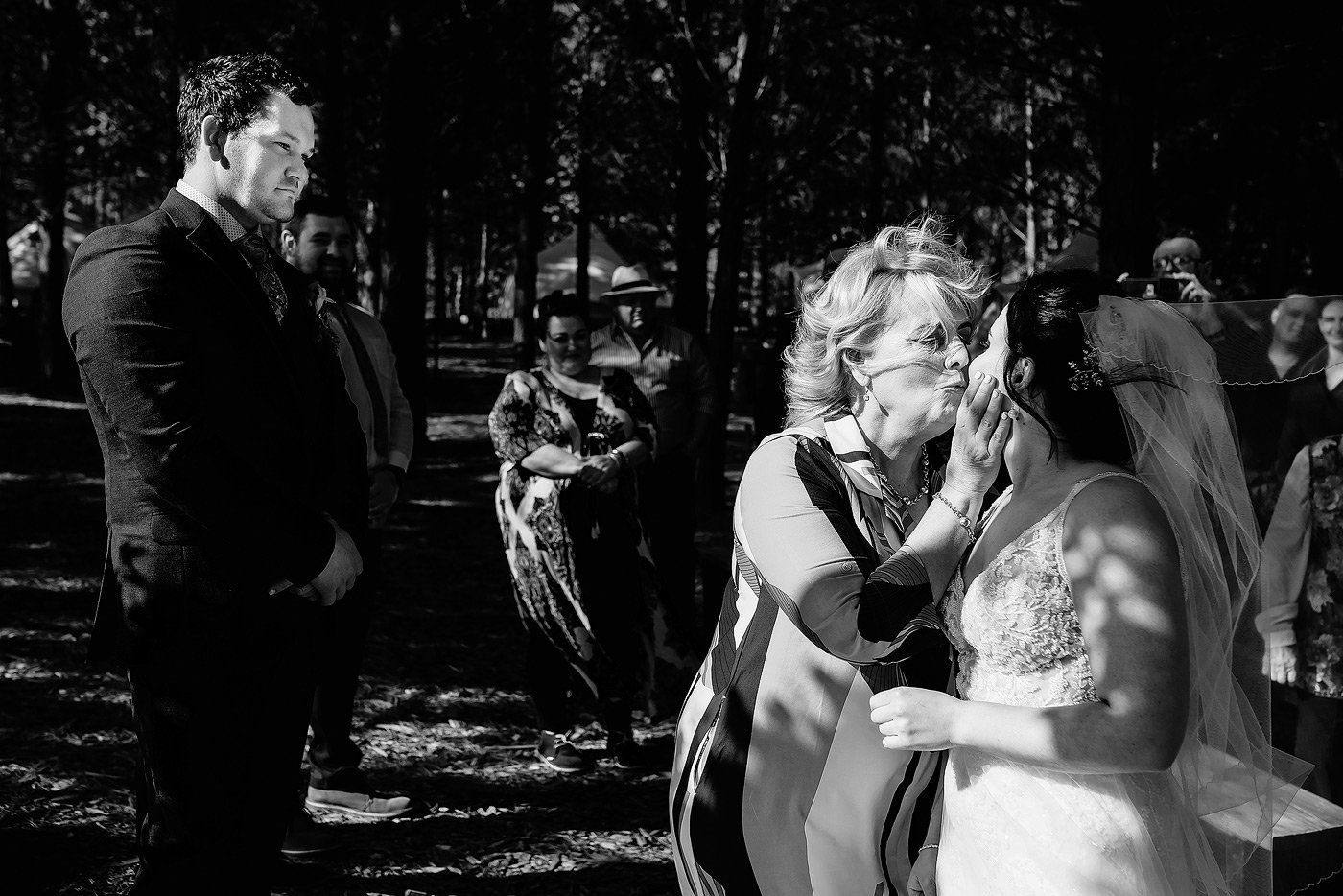 Bride and her mother arriving at the wedding ceremony