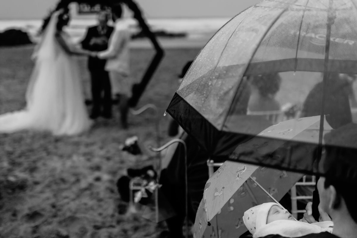  Beach Wedding in the Rain in the Garden Route. 