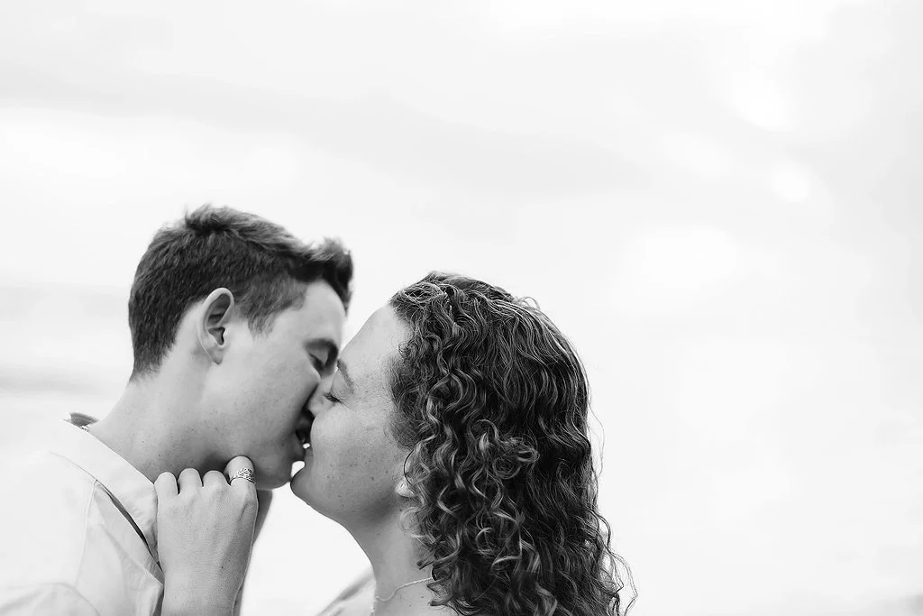 05_Beach-Couple-Shoot-in-Sedgefield-with-Franke-and-Dana.jpg