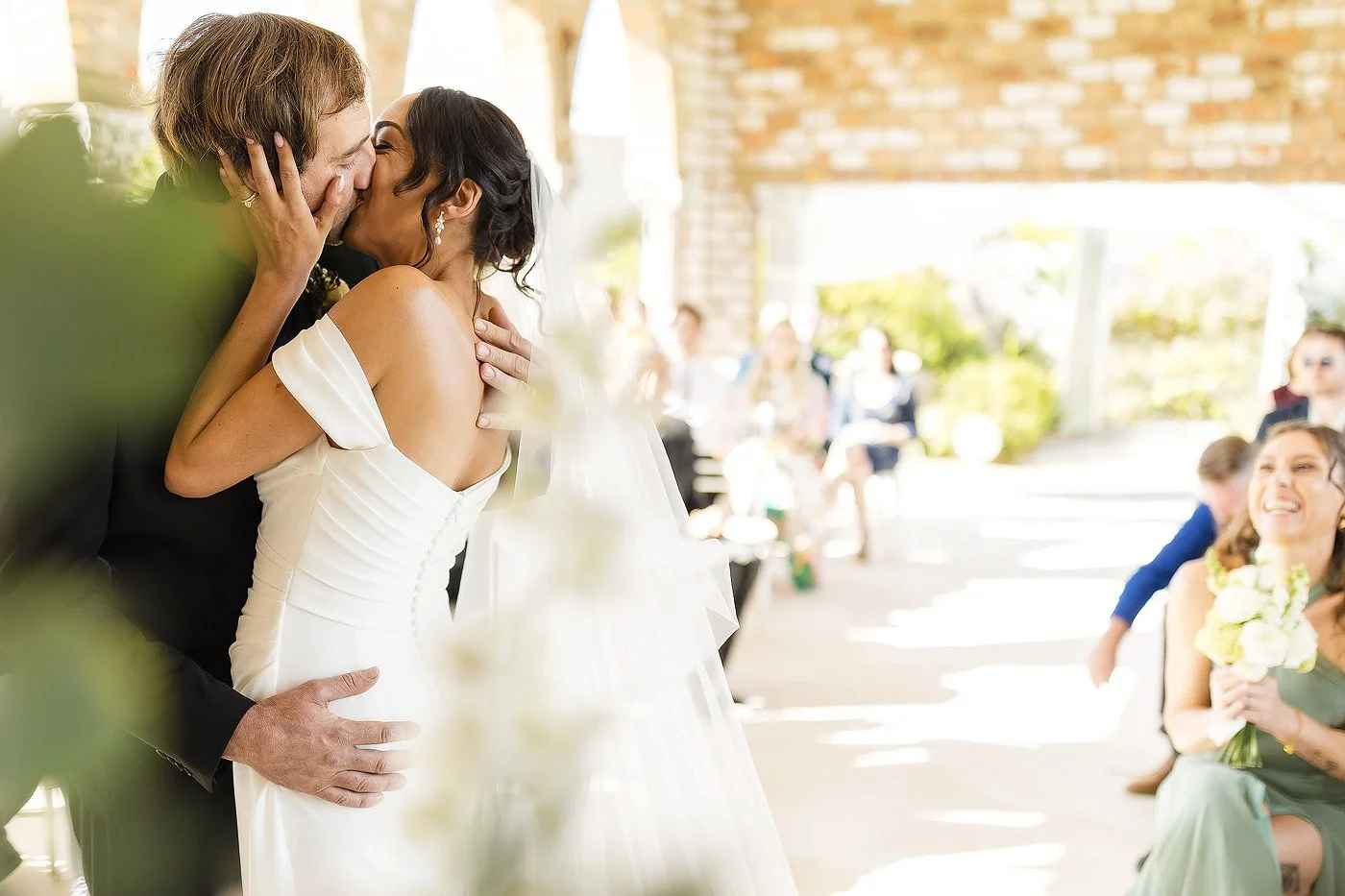 12_Elegant-Seaside-Wedding-in-Knysna-with-Matthew-and-Chyrissé-at-Villa-Castollini.jpg