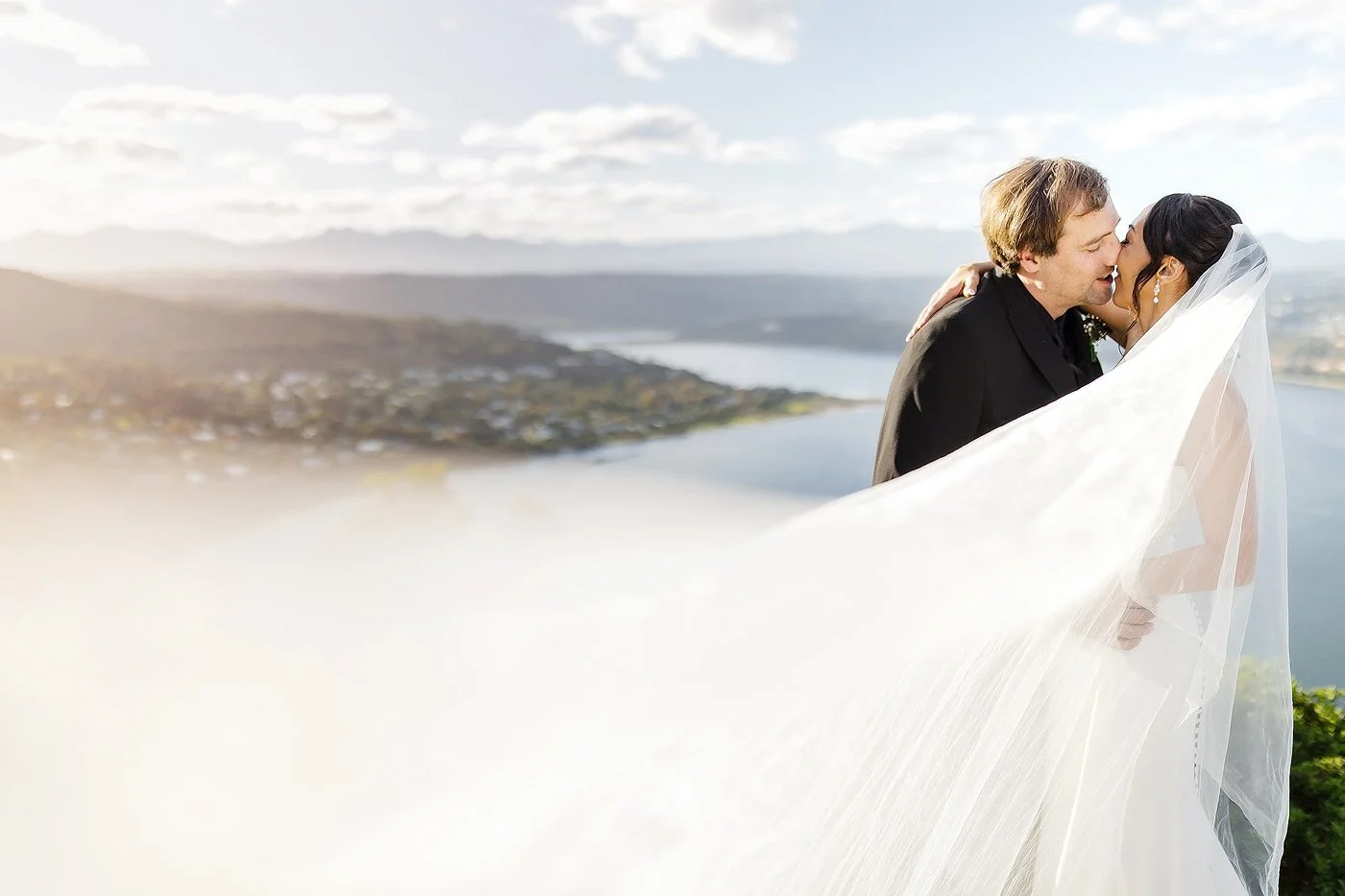 15_Elegant-Seaside-Wedding-in-Knysna-with-Matthew-and-Chyrissé-at-Villa-Castollini.jpg