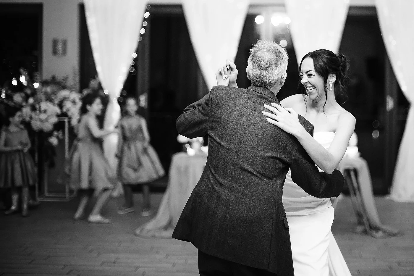 18_Elegant-Seaside-Wedding-in-Knysna-with-Matthew-and-Chyrissé-at-Villa-Castollini.jpg