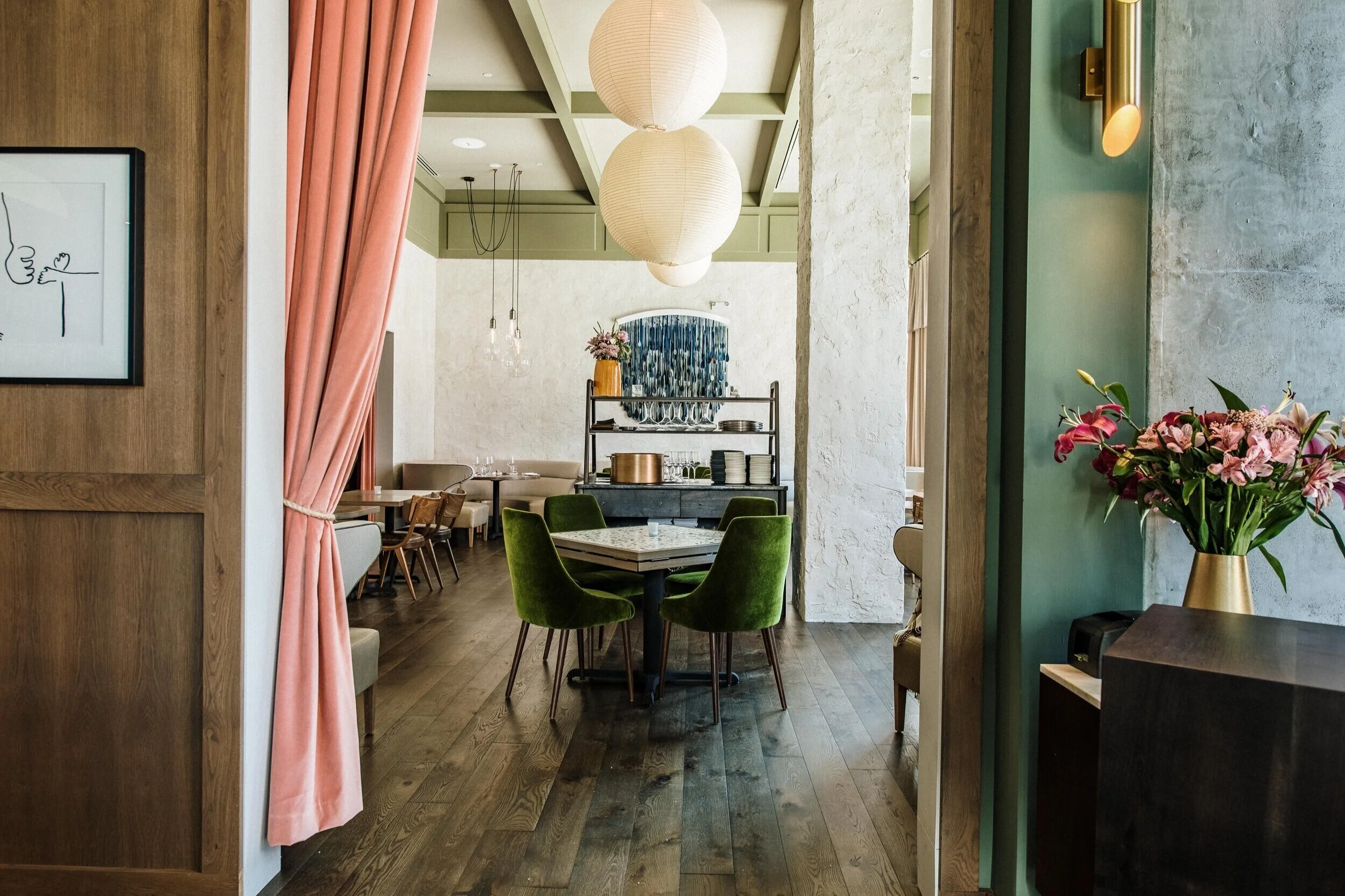 lila_lyla_dec_2019%2Bdining%2Broom%2Binterior%2B3.jpg