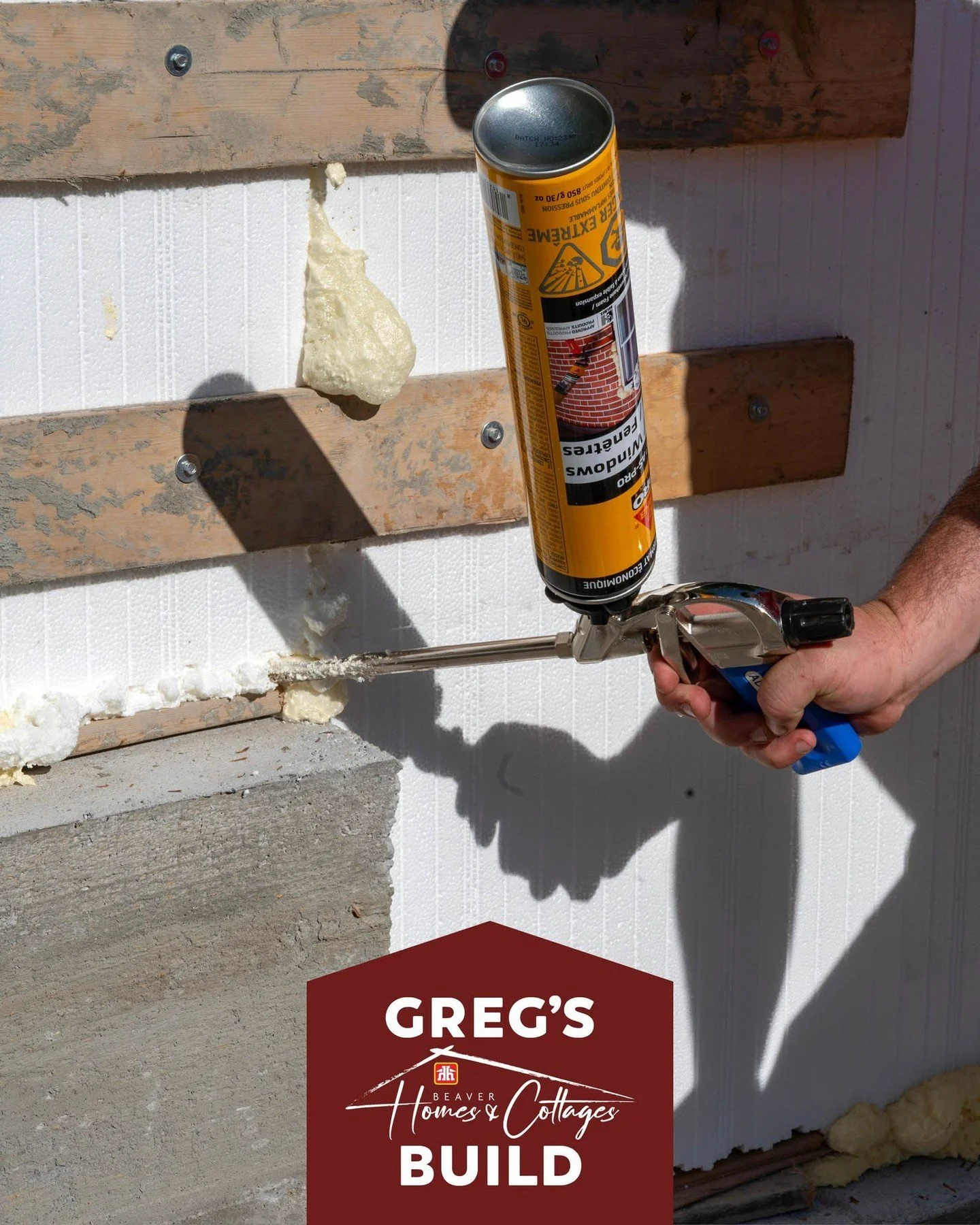 Seal smarter and tighter with Sika Boom&reg; AS-PRO line, a premium all-season, gun-applied polyurethane foam that works even when it&rsquo;s cold (-12 &deg;C) or warm (up to 30 &deg;C).

Its low-expansion formula minimizes frame bowing while ensurin