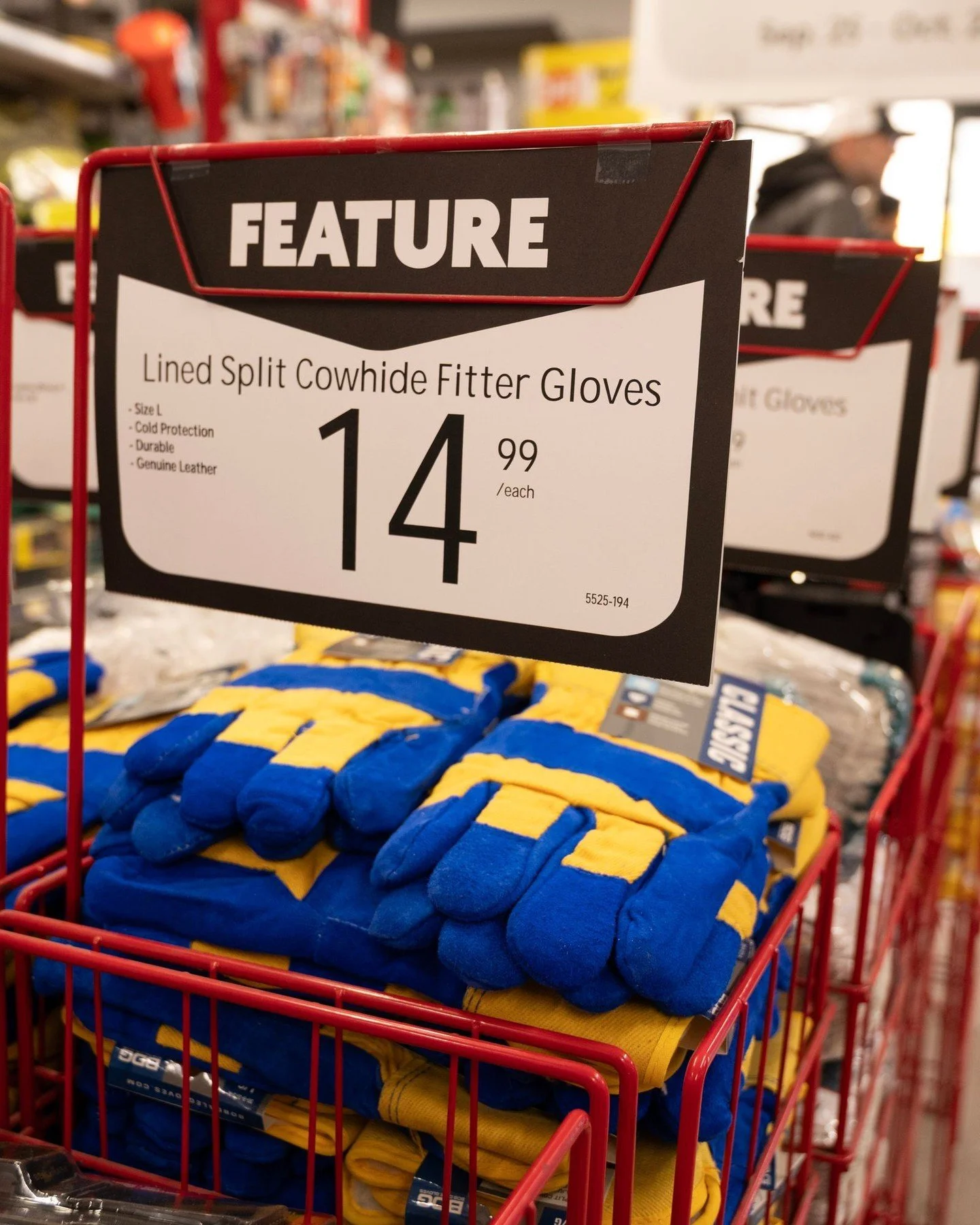 It&rsquo;s Christmas Eve Eve! 🎄🎁

Swing by the Home Building Centre to grab all of those last little bits to fill their stockings with cheer! Our Hot Buy bins are packed with delightful little gifts sure to make your loved ones smile. We also have 