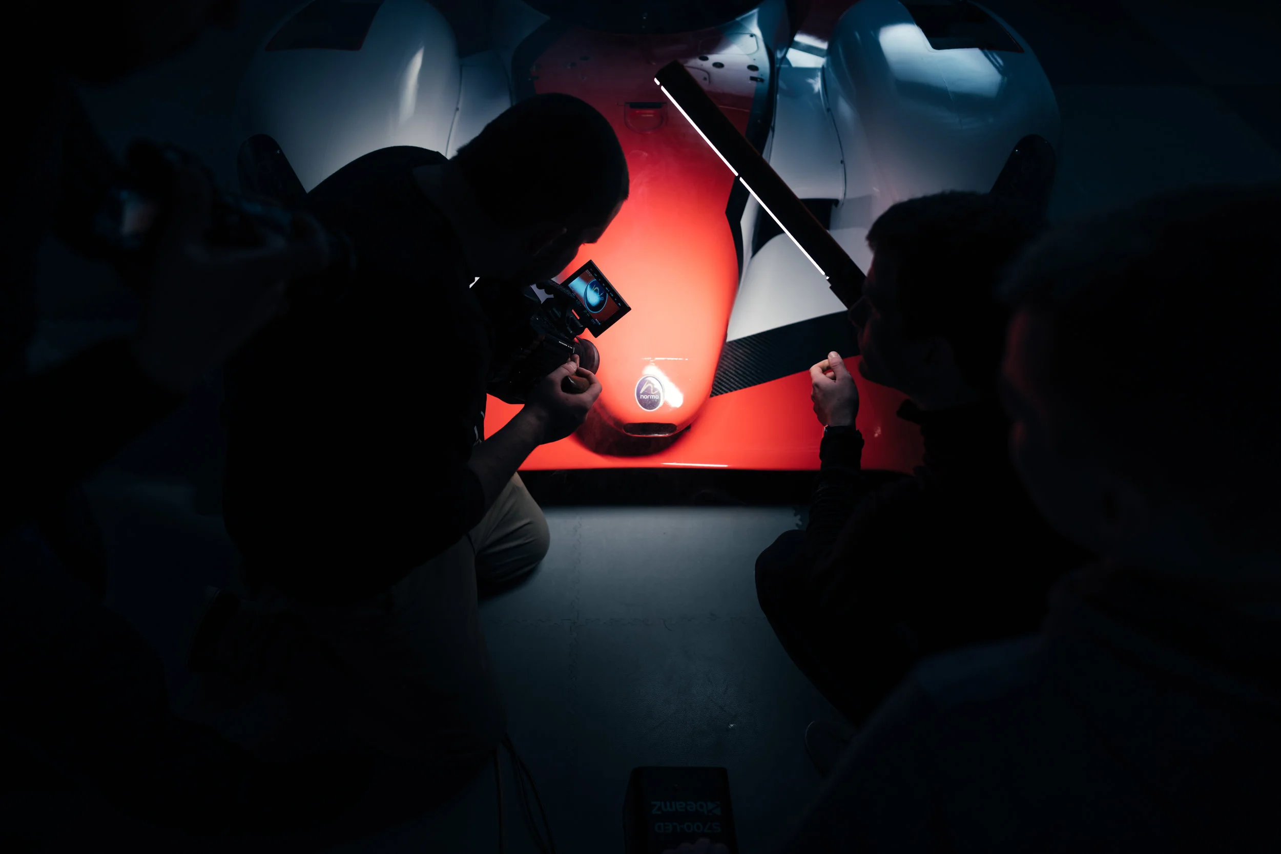 light-red-cameras.jpg