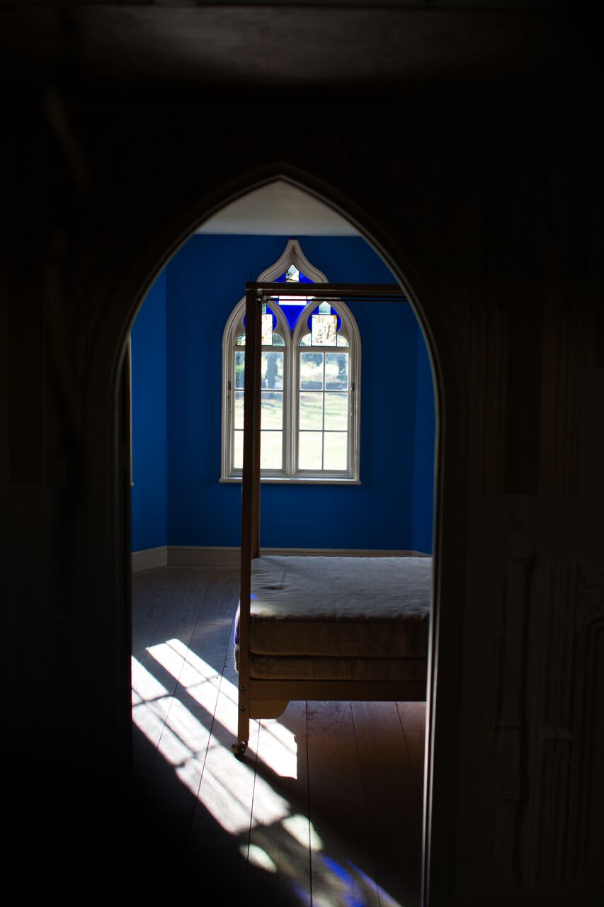 The Blue Bedchamber, Strawberry Hill House. Blue Verditer distemper on papered walls. 