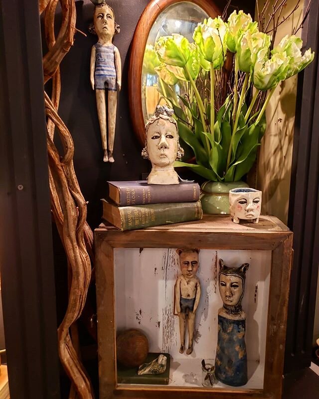 A cozy cabinet refresh with @abentonarts...#antiques #ashleybentonart #shopsmall #shopsofoakwood