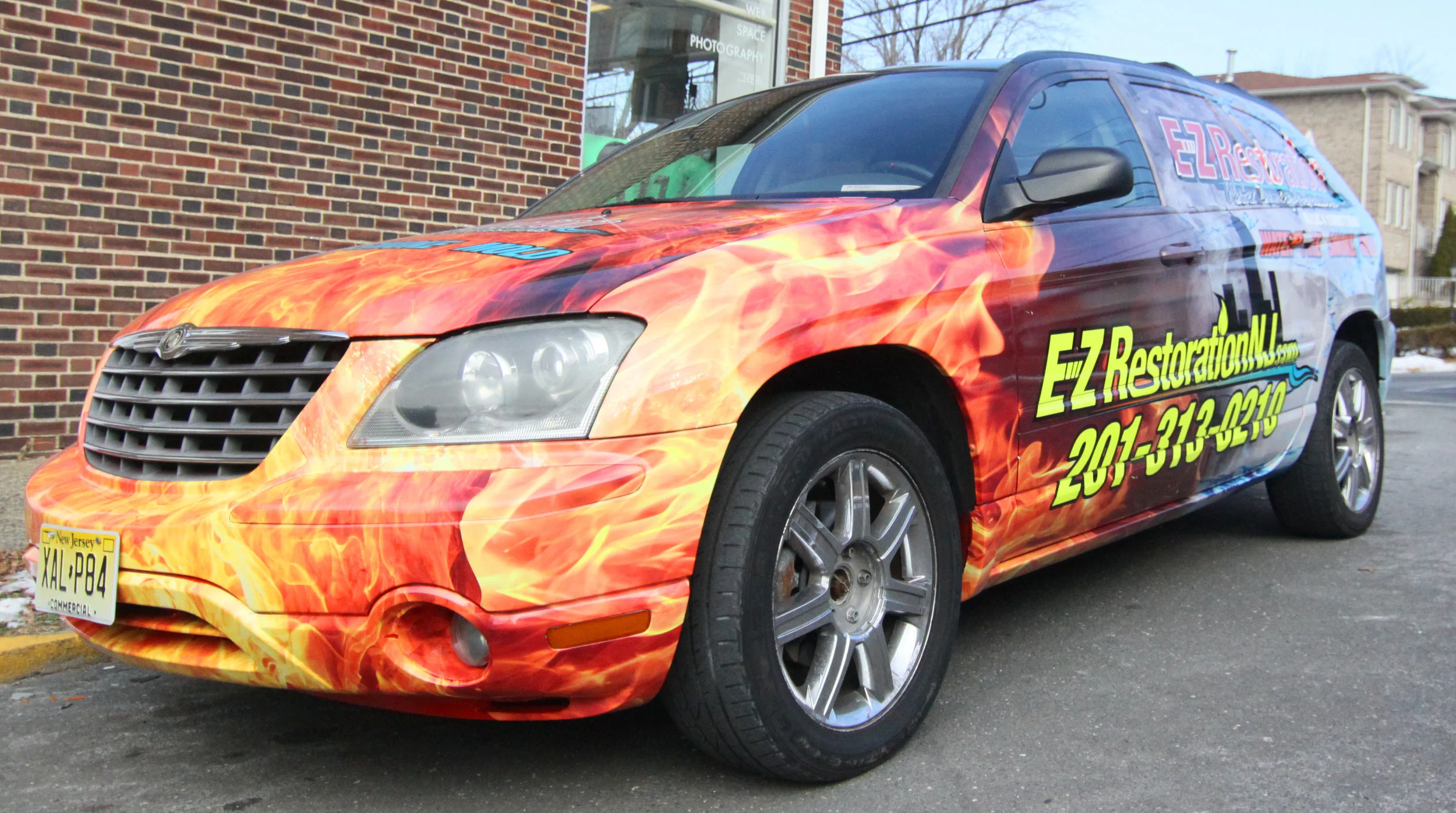 CAR.jpg